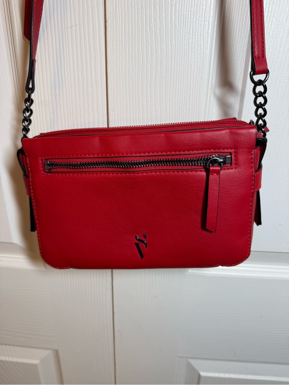 Simply Vera Wang Crossbody Shoulder Bag red